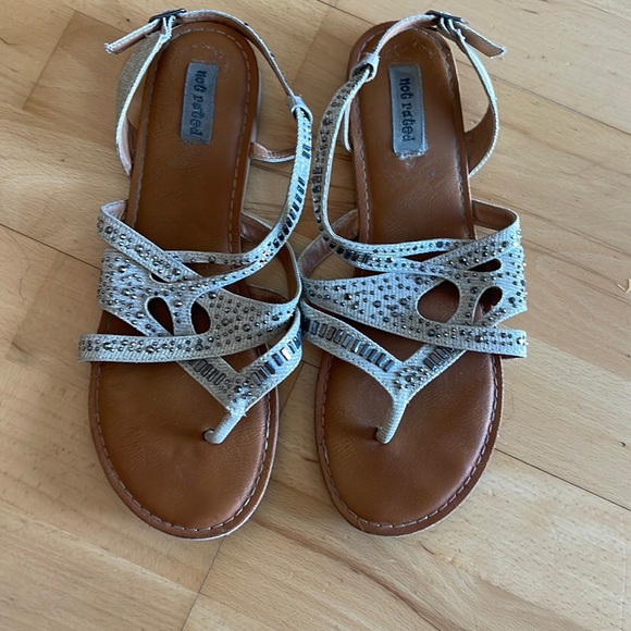Not Rated sparkly sandals - Picture 1 of 4
